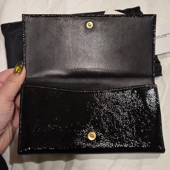 YSL Yves Saint Laurent Black and Gold Wallet - Picture 6 of 11